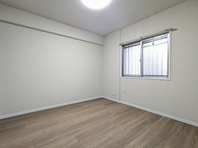 大阪府枚方市池之宮２丁目 内観写真（リビング以外の居室）