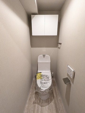 大阪府枚方市岡山手町 内観写真（トイレ）