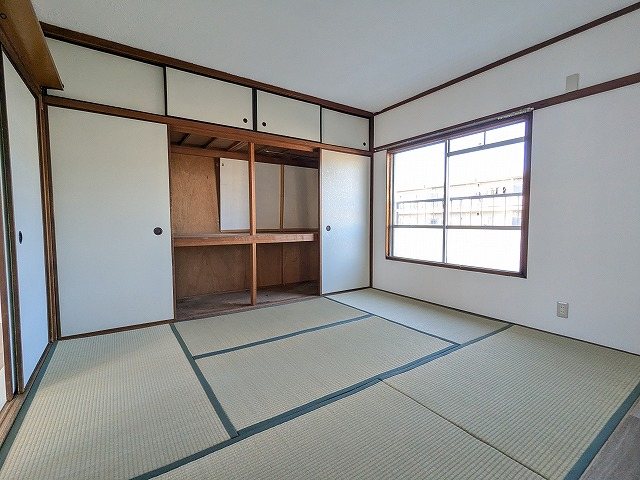 京都府八幡市男山弓岡 内観写真（リビング以外の居室）