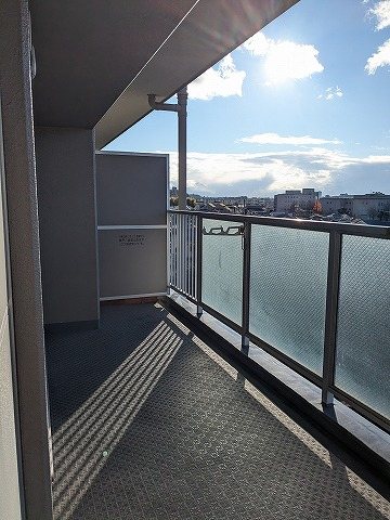 大阪府枚方市池之宮２丁目 現地写真（バルコニー）
