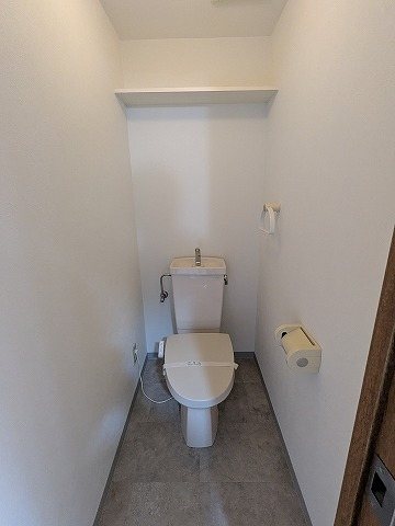 大阪府枚方市池之宮２丁目 内観写真（トイレ）
