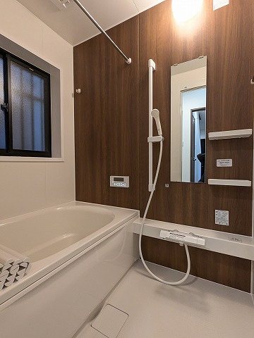 大阪府枚方市東船橋２丁目 内観写真（浴室）