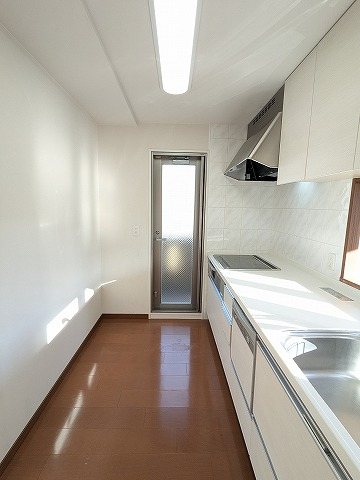 大阪府枚方市磯島南町 内観写真（キッチン）