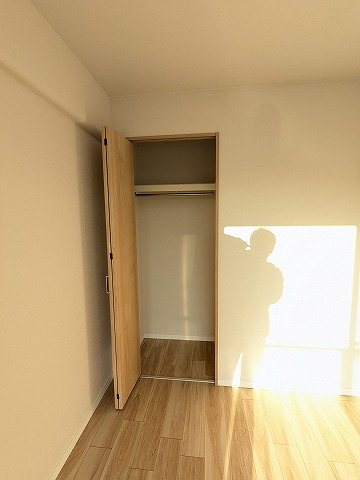 大阪府枚方市香里ケ丘９丁目 内観写真（収納）