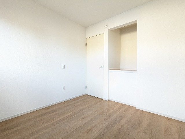 大阪府枚方市印田町 内観写真（リビング以外の居室）