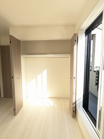 大阪府枚方市長尾谷町３丁目 内観写真（収納）