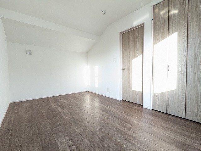 大阪府枚方市養父元町 内観写真（リビング以外の居室）