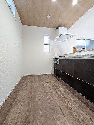 大阪府枚方市養父元町 内観写真（キッチン）