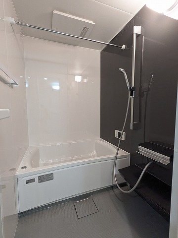 大阪府枚方市三矢町 内観写真（浴室）