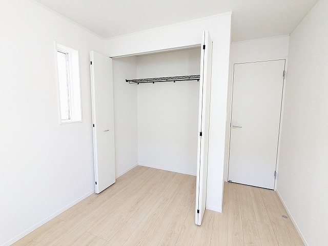 大阪府枚方市渚本町 内観写真（収納）