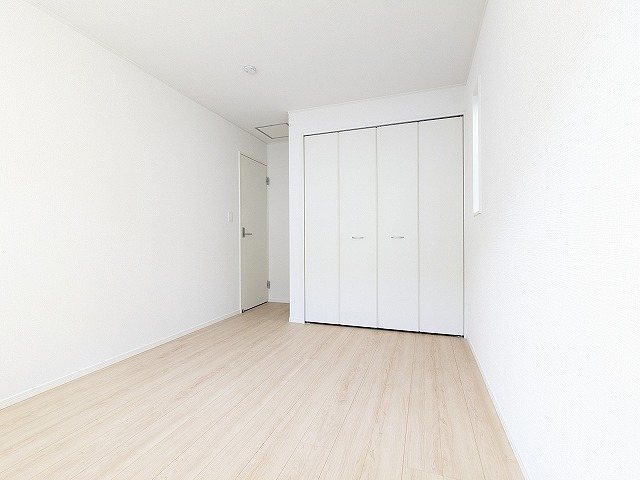 大阪府枚方市渚本町 内観写真（リビング以外の居室）