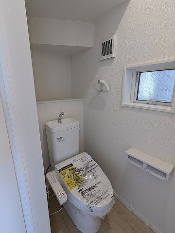 大阪府枚方市渚本町 内観写真（トイレ）