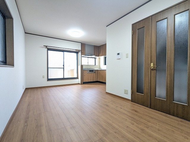 大阪府枚方市野村元町 内観写真（リビング）