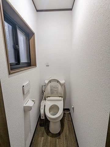 大阪府枚方市野村元町 内観写真（トイレ）