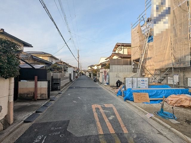 大阪府枚方市楠葉美咲２丁目 現地写真（前面道路含む現地写真）