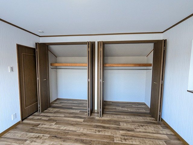 大阪府枚方市楠葉並木１丁目 内観写真（収納）