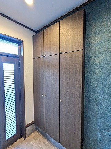 大阪府枚方市楠葉並木１丁目 現地写真（玄関）