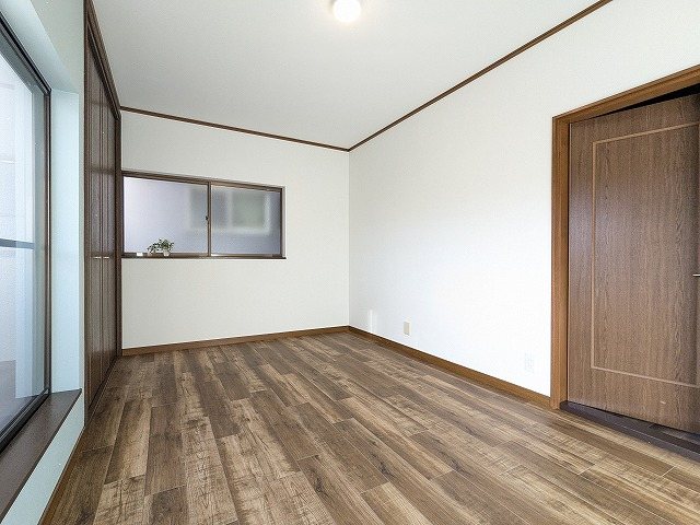 大阪府枚方市楠葉並木１丁目 内観写真（リビング以外の居室）