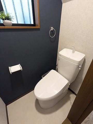大阪府枚方市東香里３丁目 内観写真（トイレ）