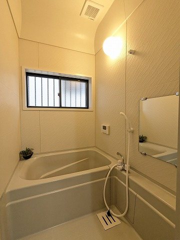 大阪府枚方市東香里３丁目 内観写真（浴室）