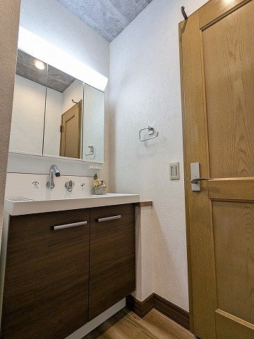 大阪府交野市星田西３丁目 内観写真（洗面台・洗面所）