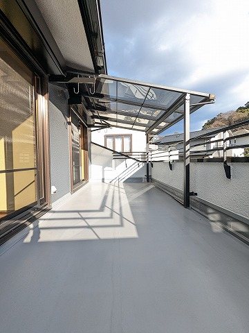大阪府交野市星田西３丁目 現地写真（バルコニー）
