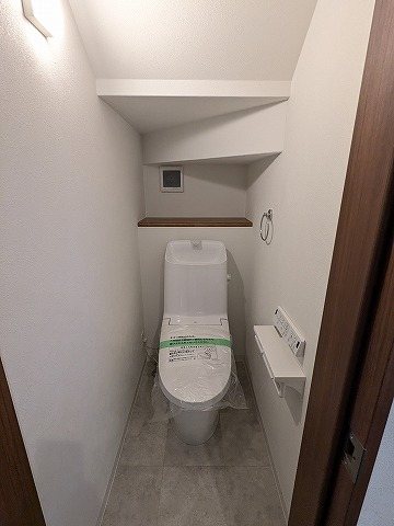 大阪府枚方市小倉東町 内観写真（トイレ）