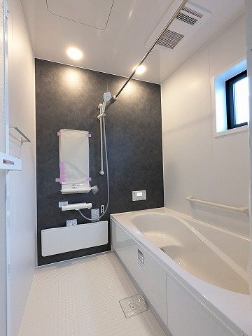 大阪府枚方市小倉東町 内観写真（浴室）