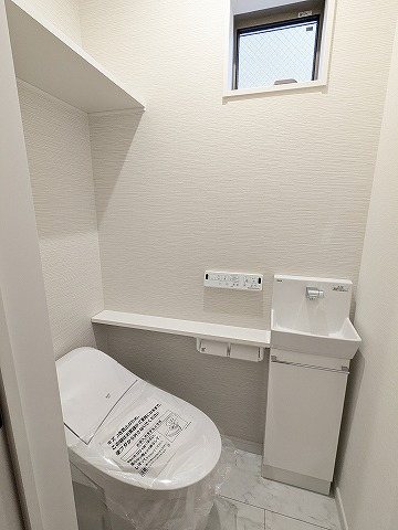 大阪府枚方市宮之阪４丁目 内観写真（トイレ）