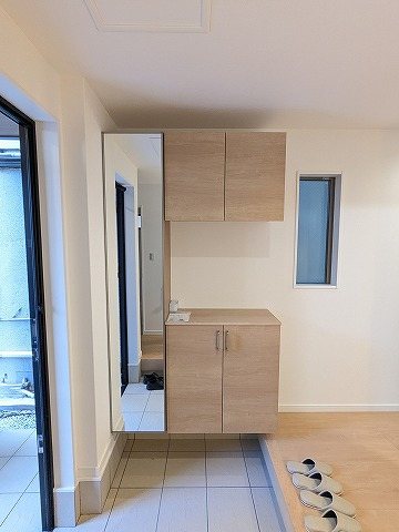 大阪府枚方市宮之阪４丁目 現地写真（玄関）
