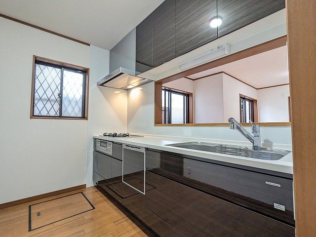 大阪府枚方市東山１丁目 内観写真（キッチン）