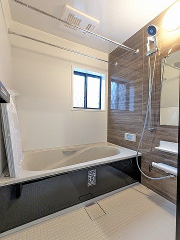 大阪府枚方市東山１丁目 内観写真（浴室）