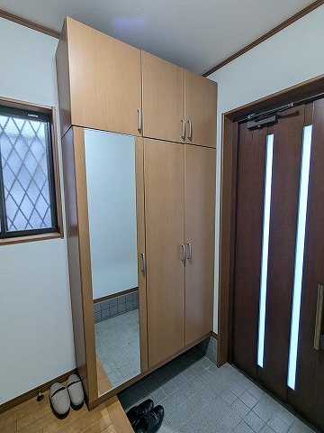 大阪府枚方市東山１丁目 現地写真（玄関）