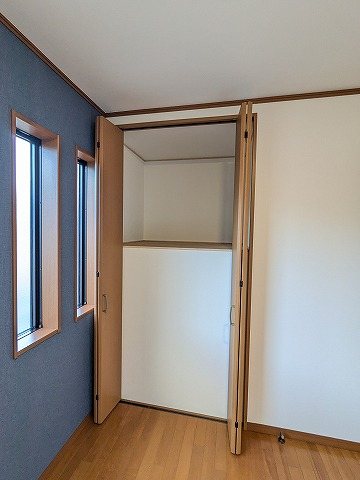 大阪府枚方市東山１丁目 内観写真（収納）