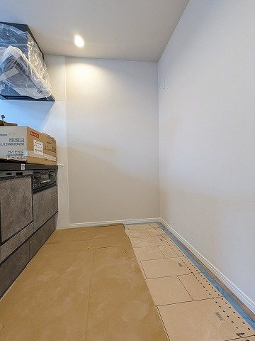 大阪府枚方市東山１丁目 内観写真（キッチン）