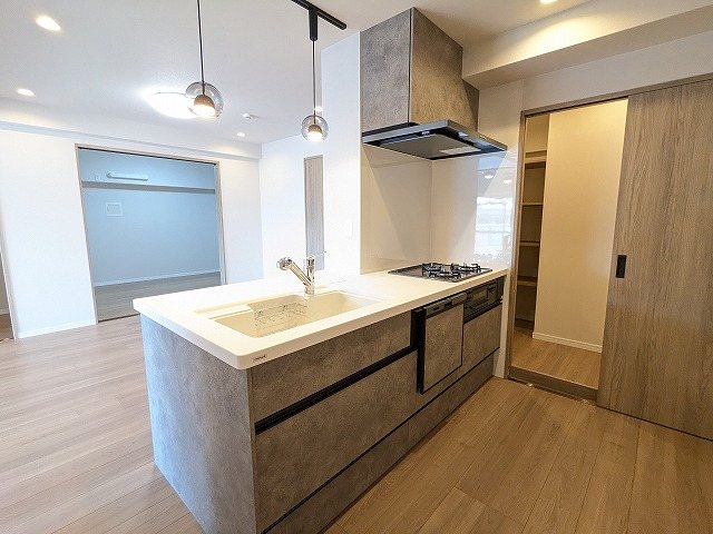 大阪府枚方市山之上北町 内観写真（キッチン）