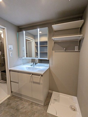 大阪府枚方市山之上北町 内観写真（洗面台・洗面所）