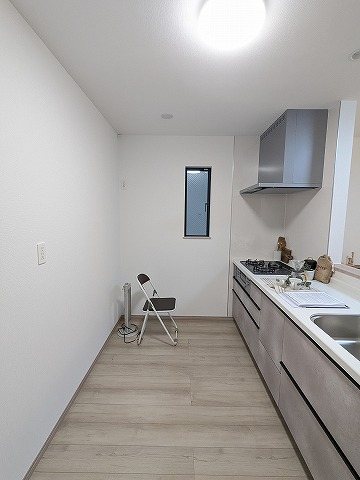 大阪府枚方市東香里１丁目 内観写真（キッチン）