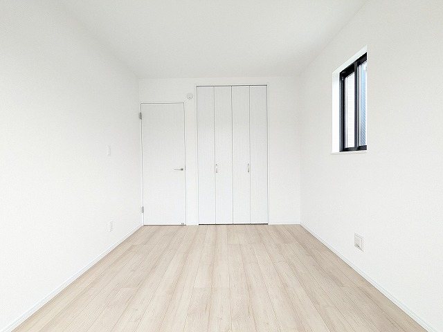 大阪府枚方市東香里１丁目 内観写真（リビング以外の居室）