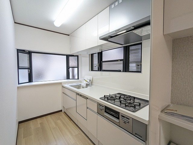 大阪府枚方市走谷１丁目 内観写真（キッチン）