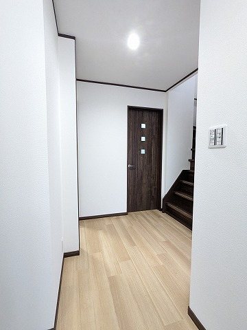 大阪府枚方市走谷１丁目 現地写真（玄関）