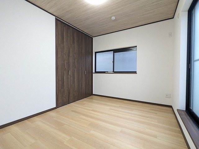 大阪府枚方市走谷１丁目 内観写真（リビング以外の居室）