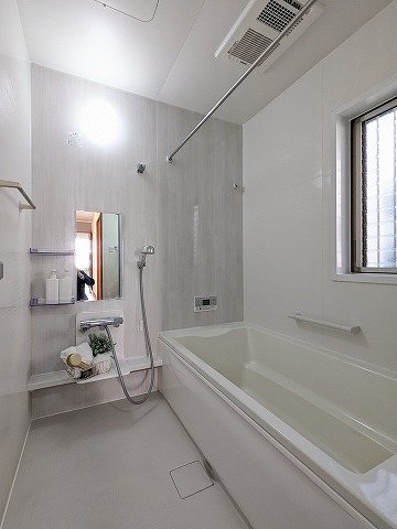 大阪府枚方市北中振４丁目 内観写真（浴室）