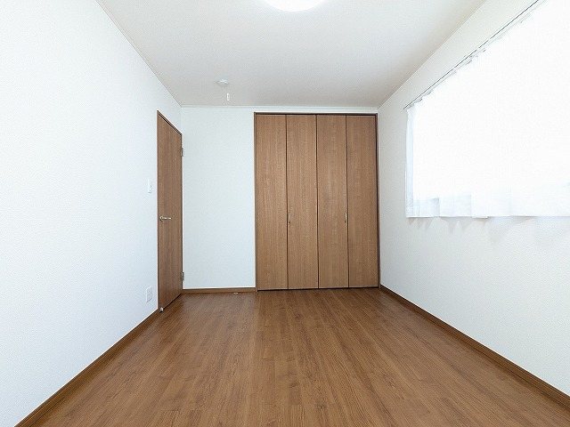大阪府枚方市北中振４丁目 内観写真（リビング以外の居室）