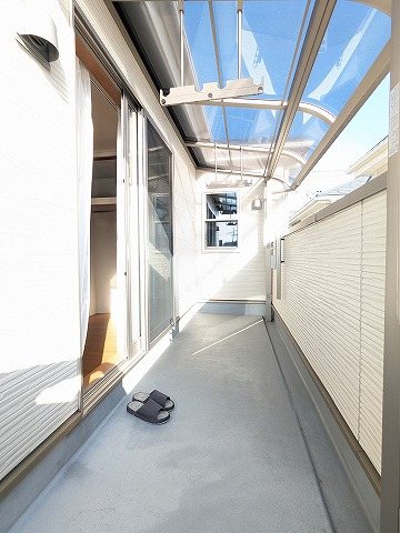 大阪府枚方市北中振４丁目 現地写真（バルコニー）