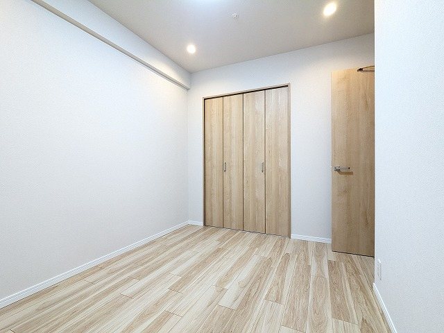 大阪府枚方市香里ケ丘７丁目 内観写真（リビング以外の居室）