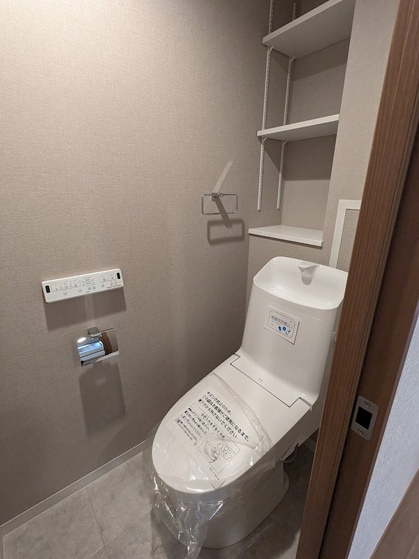 大阪府枚方市東山１丁目 内観写真（トイレ）