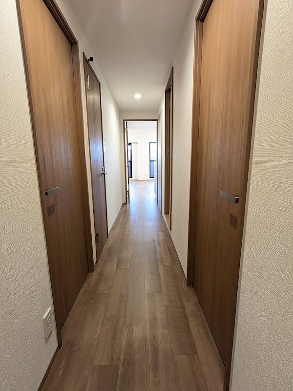 大阪府枚方市東山１丁目 現地写真（玄関）