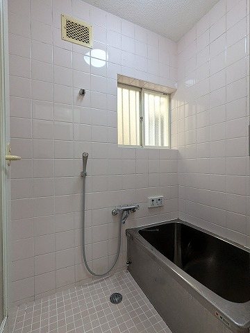 大阪府枚方市津田元町３丁目 内観写真（浴室）