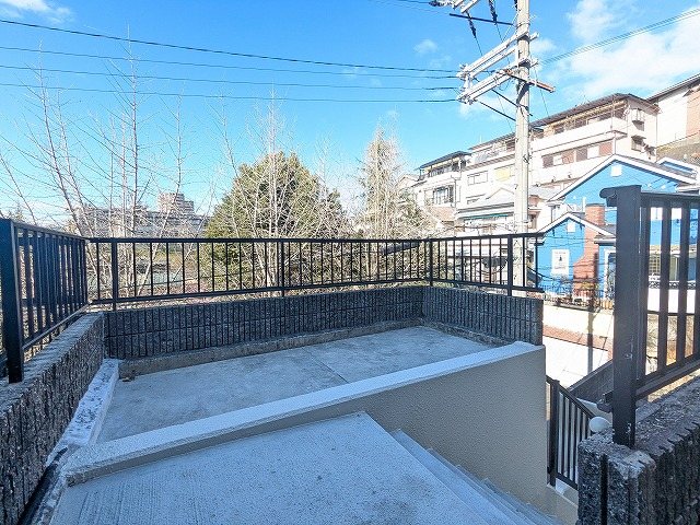 大阪府枚方市香里園東之町 現地写真（庭）